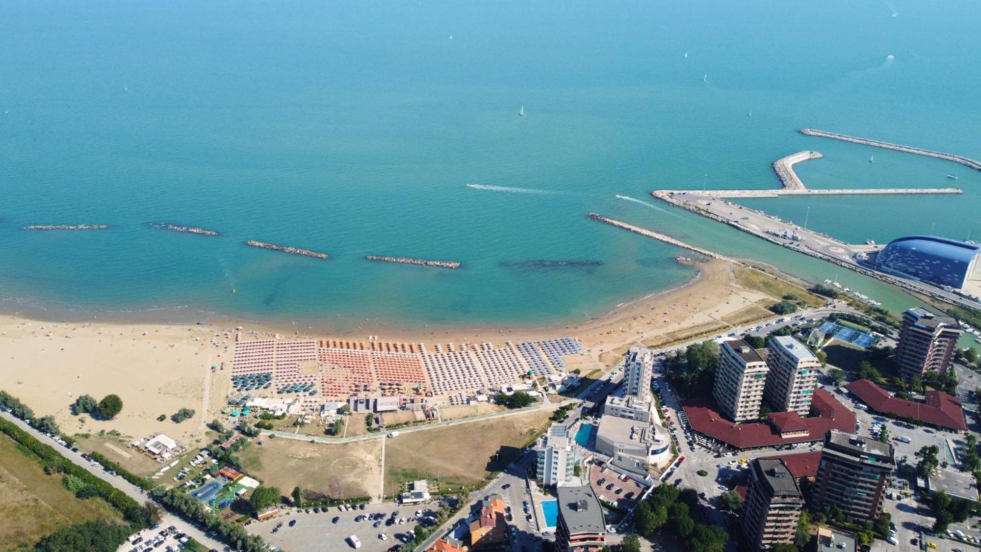 Casa San Bartolo - Pesaro Baia Flaminia Leilighet Eksteriør bilde
