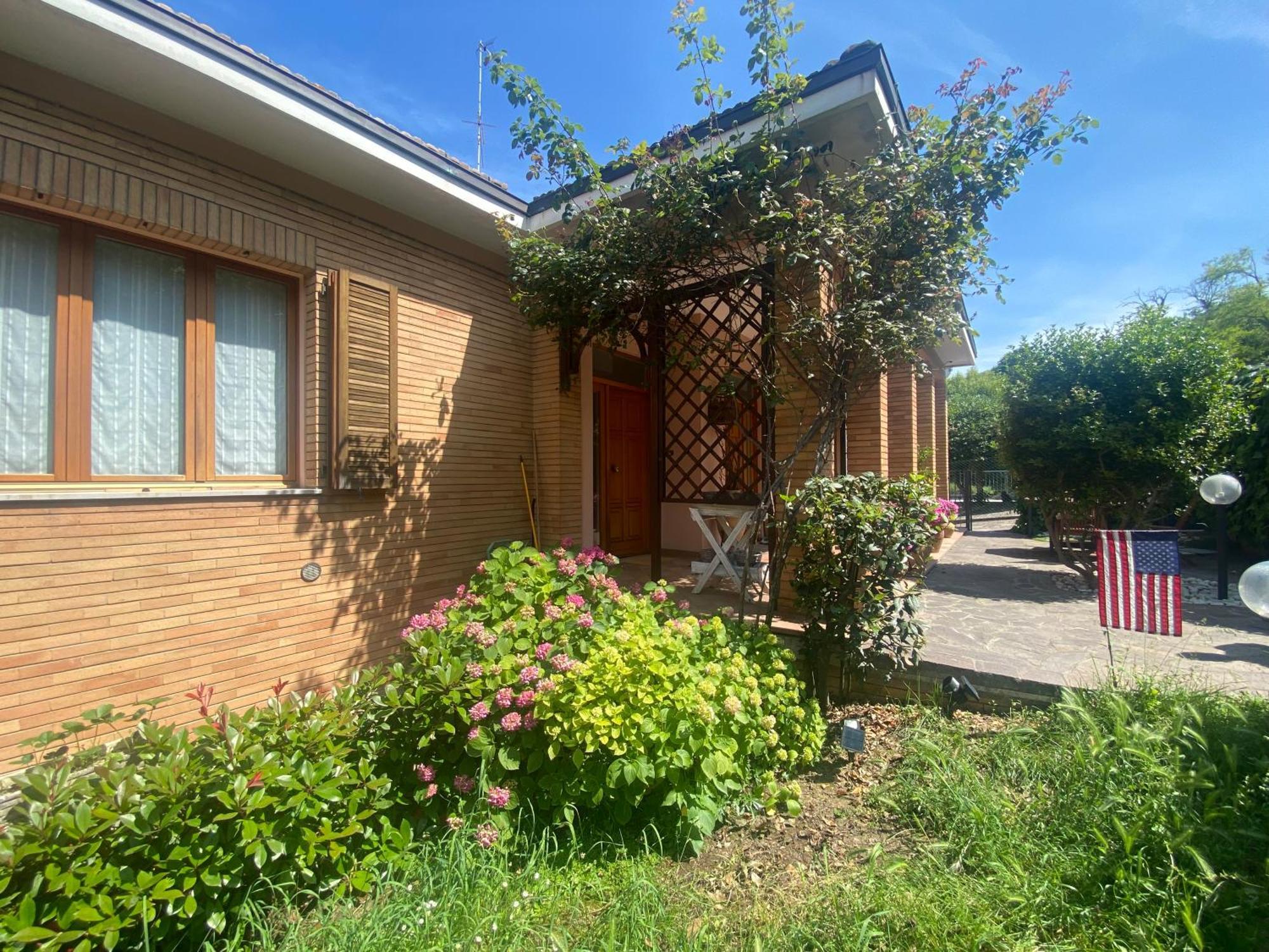 Casa San Bartolo - Pesaro Baia Flaminia Leilighet Eksteriør bilde